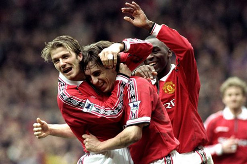 对石洵瑶来 对石洵瑶来